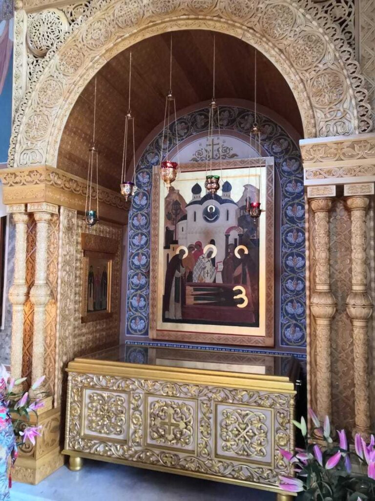 Троице-Сергиева Лавра и скиты