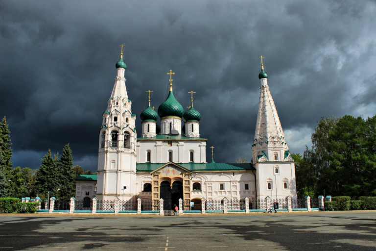 Ярославль — Толгский монастырь, Кострома, Тутаев.