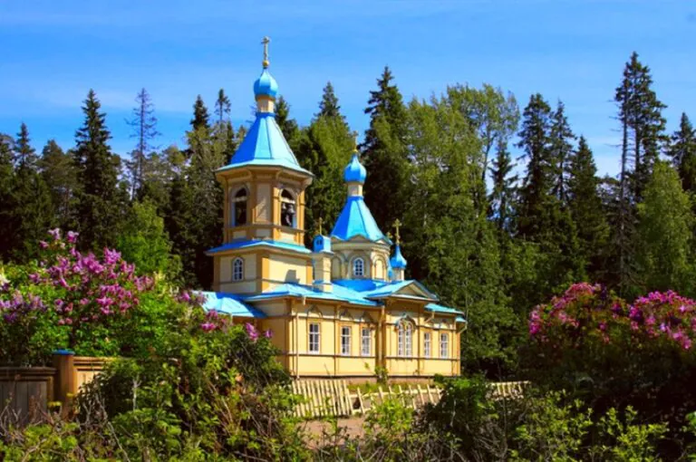 Валаам и святыни Санкт-Петербурга